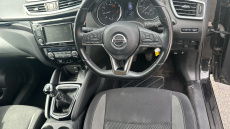 Nissan Qashqai 1.3 DiG-T Acenta Premium 5dr Petrol Hatchback